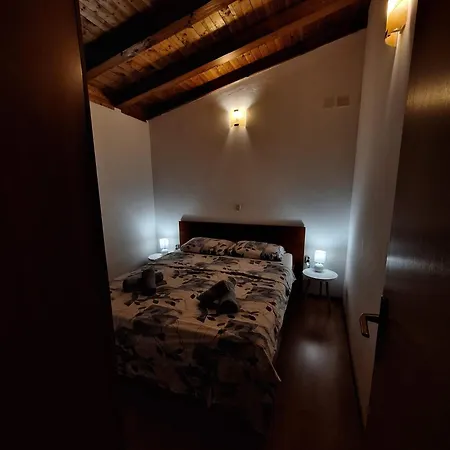 Krpan S Pogledom Na Apartment