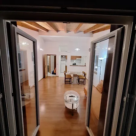 Apartment Krpan S Pogledom Na *