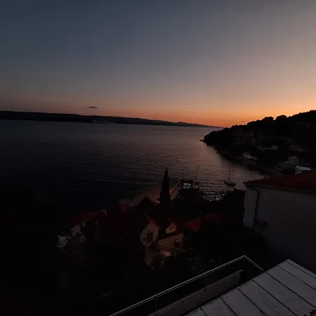 Krpan S Pogledom Na Apartment Mimice